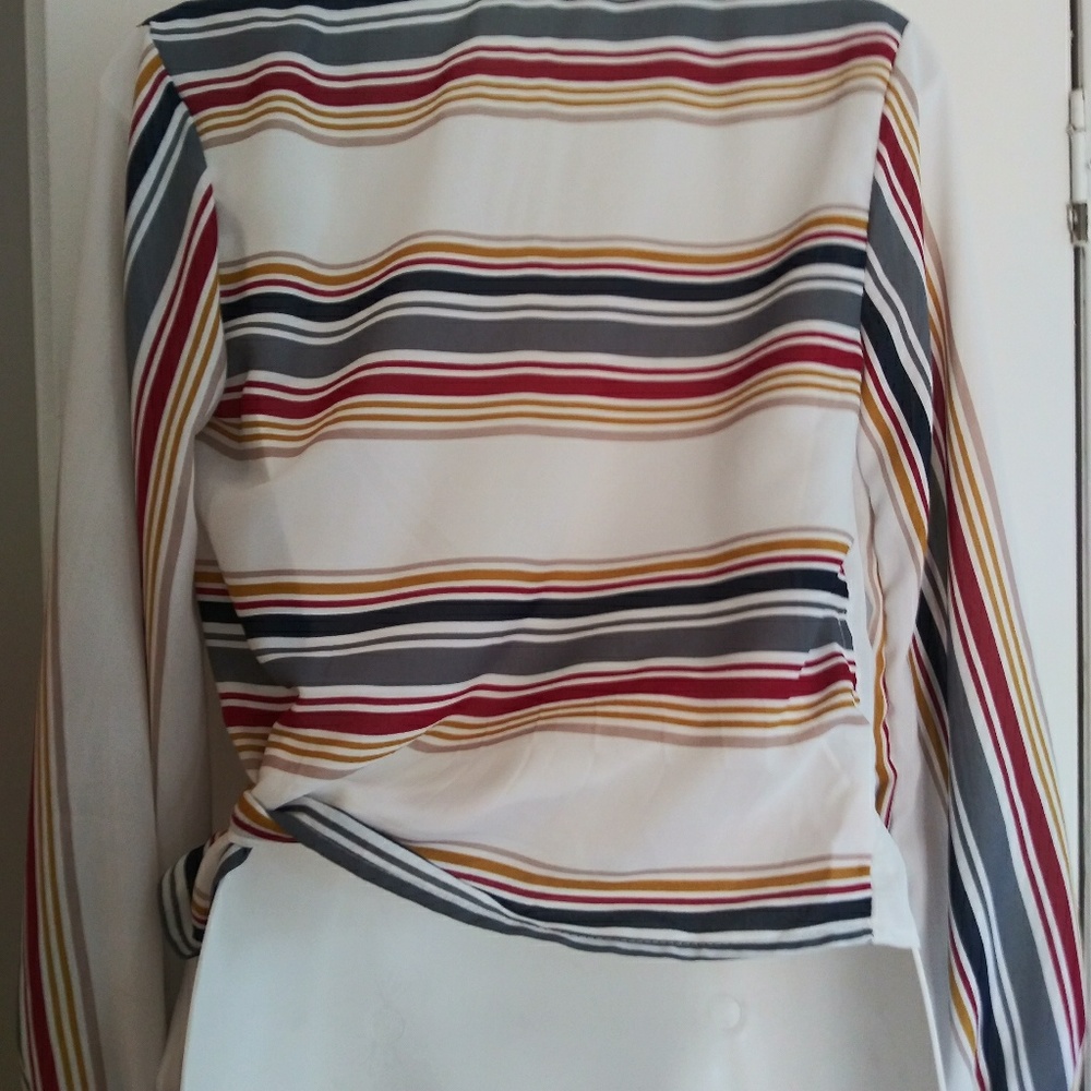 Charlotte Russe Wrap Front Blouse - Picture 5 of 7